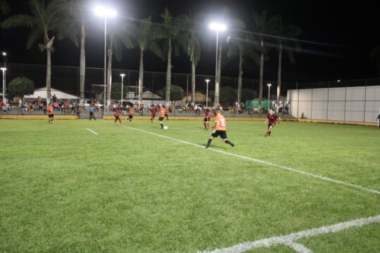 Campeonato Municipal de Society de Ouvidor começa com jogos movimentados e casa cheia