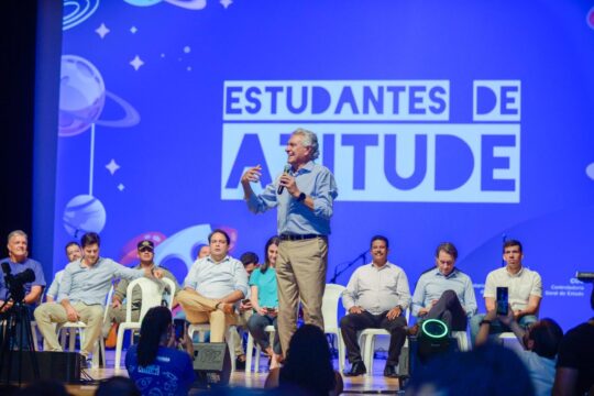 Caiado envia à Alego projeto de lei que institucionaliza o Estudantes de Atitude