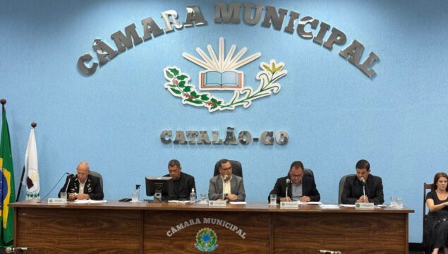 Câmara de Catalão analisa projetos, veto do Executivo e mais de 20 requerimentos durante 8ª sessão ordinária de 2026