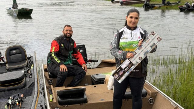 Torneio Tucuna Dupla Bass Brasil reúne 75 embarcações na represa da Serra do Facão