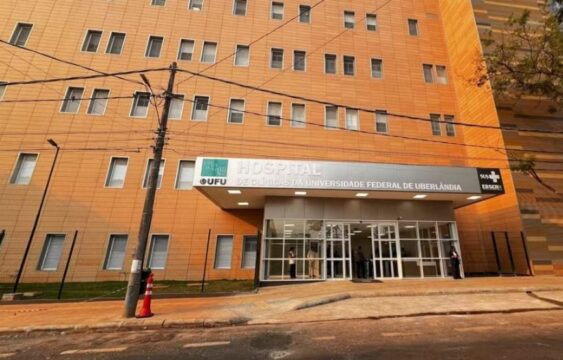 Mulher é esfaqueada pelo marido e fica em estado gravíssimo em Uberlândia