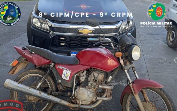 Polícia localiza motocicleta furtada e conduz homem à delegacia em Catalão