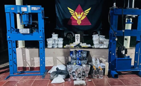 Polícia Militar desarticula laboratório de refino de cocaína e prende dois suspeitos em Uberlândia