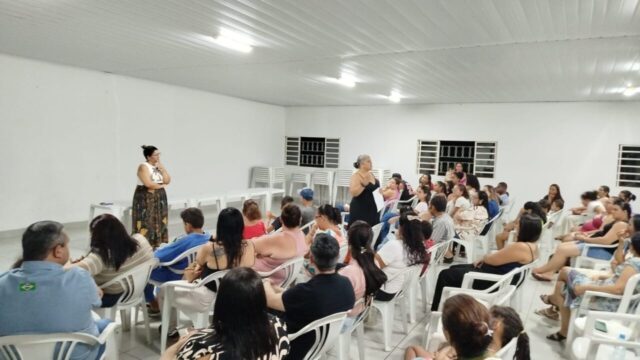 Escola Municipal Santa Maria Goretti realiza reuniões de pais para início do ano letivo em Goiandira