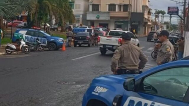 Operação Trânsito Seguro remove quatro veículos durante fiscalização em Ipameri