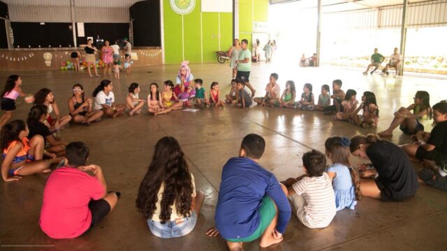 Evento de Páscoa no Clube AEF reúne mais de 200 crianças em Catalão