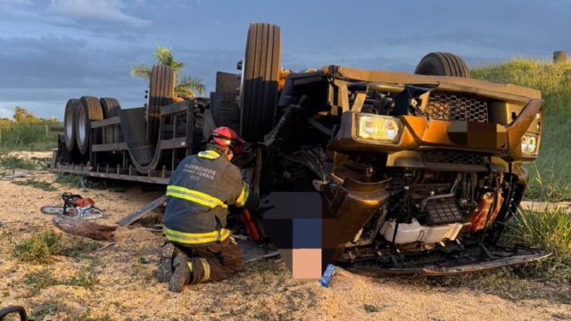 Carreta capota na MG-223 e deixa dois mortos em trecho entre Araguari e Tupaciguara