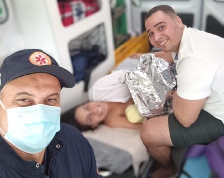 SAMU realiza atendimento de parto de emergência em Catalão