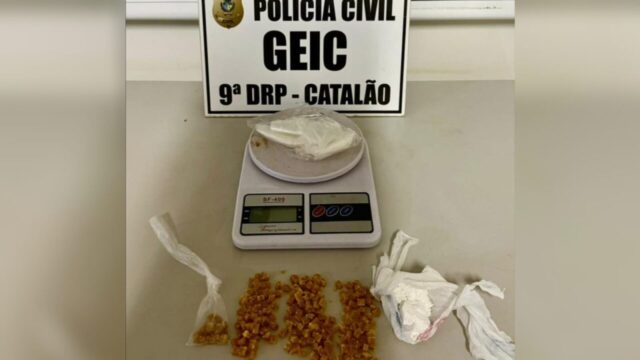 Homem de 34 anos é preso suspeito de tráfico de drogas em operação do GEIC no bairro Santo Antônio, em Catalão