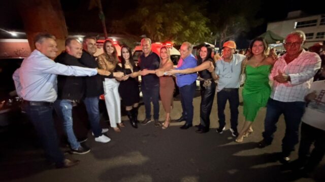 Ouvidor reforça frota com ambulâncias, van e novos veículos para saúde e assistência social