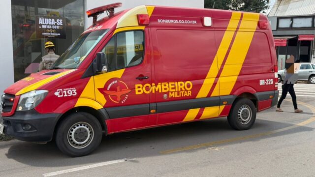 Motociclista fica ferido após acidente em rotatória no Centro de Catalão