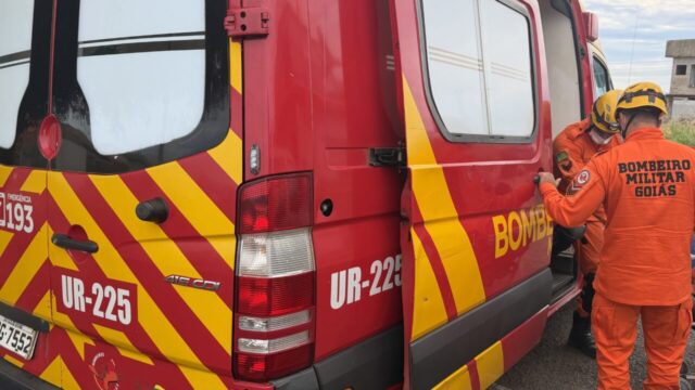 Motociclista fica ferido após ser fechado por veículo e sofrer queda em Catalão