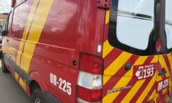 Motociclista fica ferido após queda de moto em Catalão Motociclista fica ferido após queda de moto em Catalão