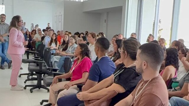 Hospital Universitário da UFCAT dá posse a 73 servidores e prevê início das atividades em maio