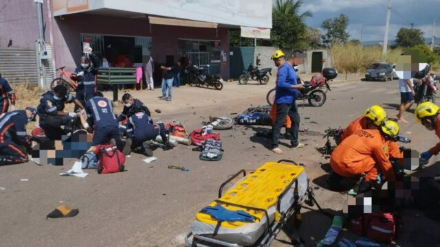 Jovem de 22 anos fica gravemente ferido após colisão entre motos em Caldas Novas