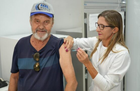 Prefeitura de Catalão inicia vacinação contra Influenza na zona rural para grupos prioritários