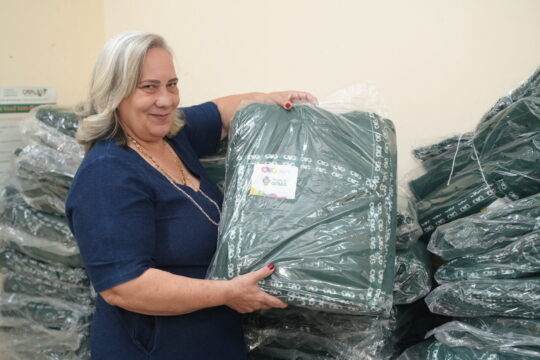 Prefeitura de Catalão realiza ampla distribuição de cobertores na zona urbana, distritos e comunidades rurais
