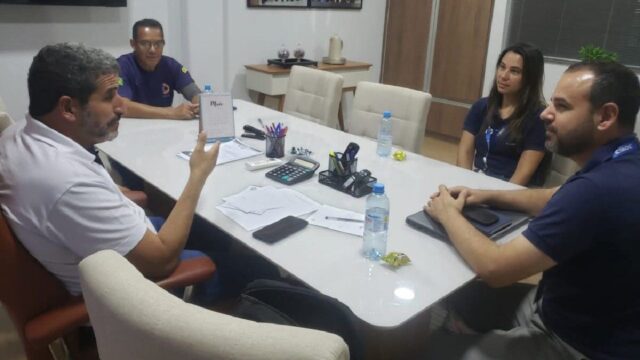 Representante da CMOC visita estrutura do Sindicato Metabase em Catalão