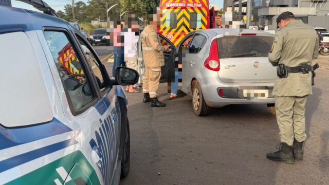 Acidente envolvendo carro e moto deixa duas pessoas feridas em Catalão