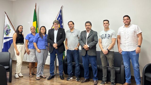 Prefeito de Cumari recebe equipe do Detran-GO para implantação da CIRETRAN no município