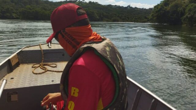 Homem de 26 anos morre afogado no Rio Corumbá, em Orizona