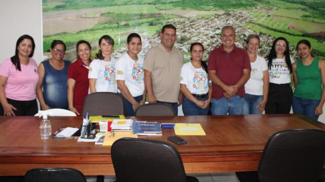 Prefeitura de Ouvidor reforça compromisso com inclusão em reunião com associação de pessoas com deficiência