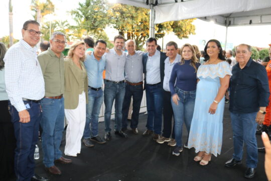 Goiandira celebra 95 anos de emancipação política com presença de autoridades estaduais e federais