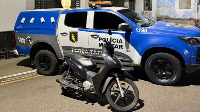 Força Tática recupera motocicleta furtada durante operação em Catalão