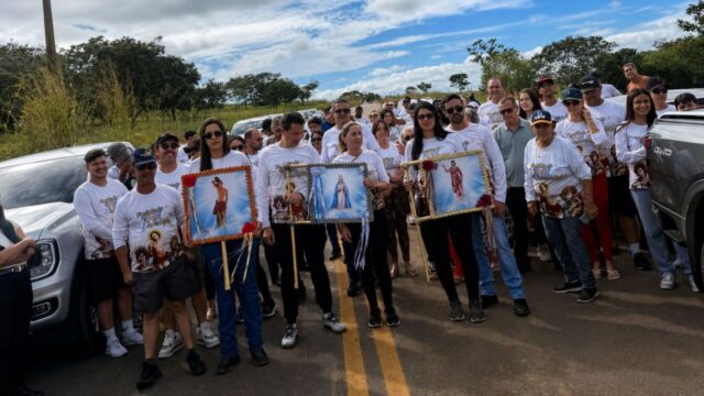 Caminhada da Fé reúne devotos na tradicional Festa da Custódia em Catalão