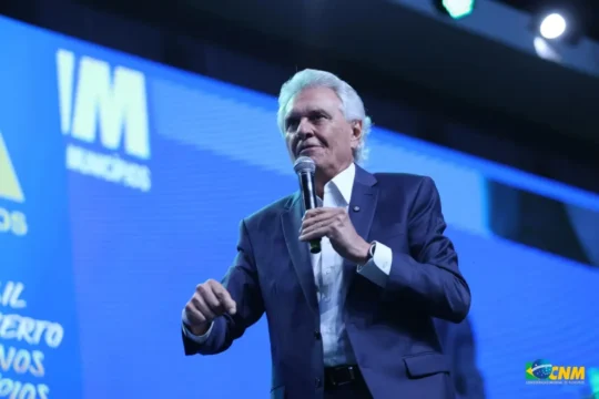 Caiado anuncia que nome de pré-candidato a vice de sua chapa será revelado nesta quarta- feira