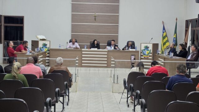 Câmara de Ouvidor aprova requerimentos para segurança, infraestrutura urbana e apoio ao esporte