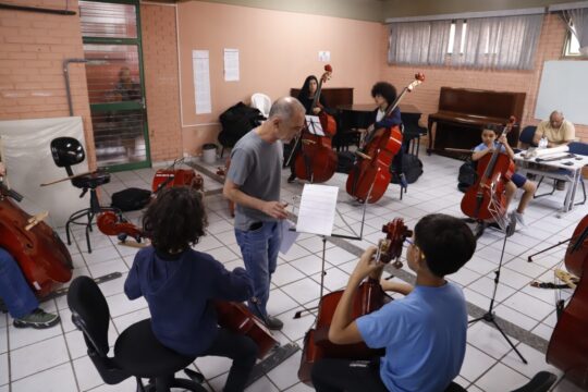 Escolas do Futuro de Goiás abrem mais de 240 vagas para formação artística em Catalão e Trindade