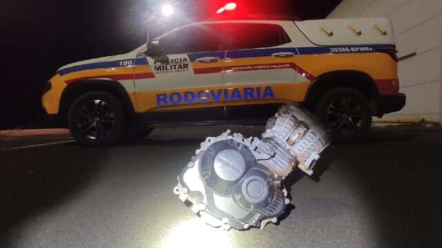 Homem de 22 anos é preso por receptação e polícia descobre desmanche de motocicletas em Abadia dos Dourados