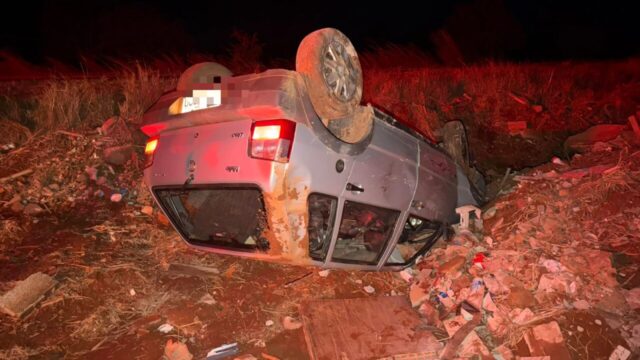 Motorista fica ferido após capotamento na GO-503, em Ouvidor, sentido às mineradoras