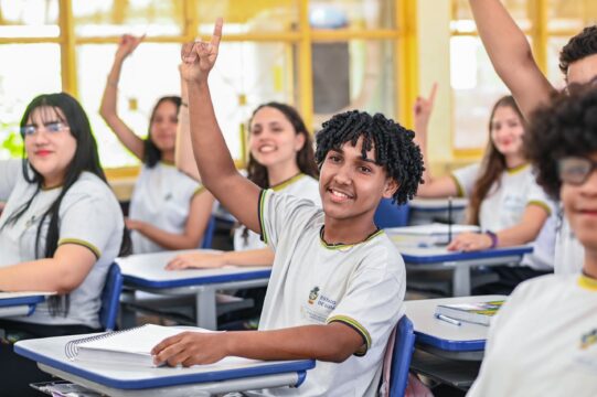 Percentual de jovens que não estudam nem trabalham é o menor já registrado em Goiás