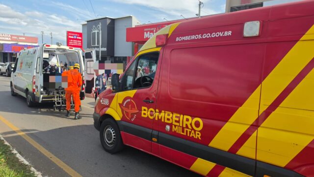 Homem fica gravemente ferido após ser atropelado ao tentar atravessar avenida em Catalão