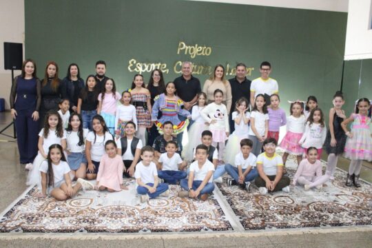 Projeto Esporte, Cultura e Lazer encerra semestre com apresentações artísticas e celebração do talento dos alunos, em Ouvidor