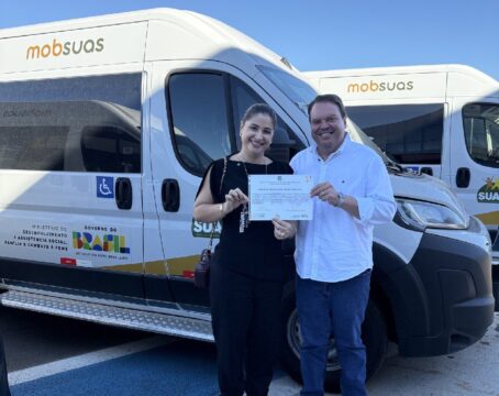 Corumbaíba conquista van para reforçar atendimento aos idosos do Lar Dona Chiquinha