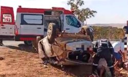 Grave acidente na GO-213 entre Caldas Novas e Ipameri deixa feridos e mobiliza equipes do SAMU Grave acidente na GO-213 entre Caldas Novas e Ipameri deixa feridos e mobiliza equipes do SAMU
