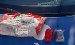 Mulher é flagrada tentando furtar produtos em supermercado de Catalão