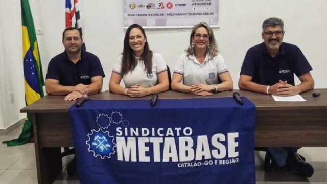 Dirigentes do Metabase participam de curso de formação sindical promovido pela FEQUIMFAR