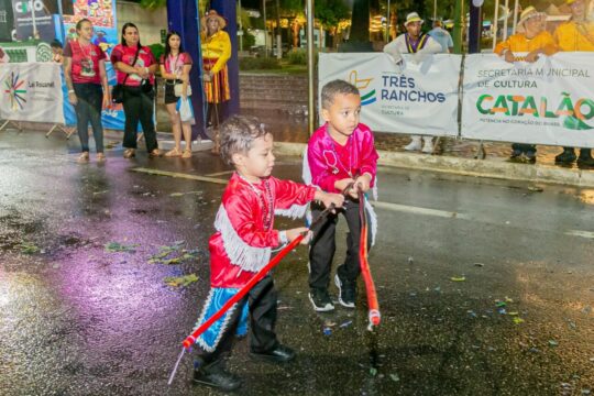 Novas gerações mantêm viva tradição centenária das Congadas em Catalão