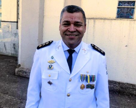 Coronel veterano da Polícia Militar celebra 61 anos e recebe homenagem em Catalão