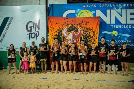 Universitários de Educação Física da UFCAT promovem primeiro Circuito de Jogos na Areia com vôlei de praia em Catalão