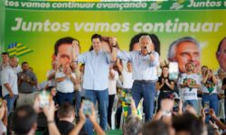 Daniel Vilela e Caiado encerram série de encontros regionais do Pra Frente Goiás em Trindade Daniel Vilela e Caiado encerram série de encontros regionais do Pra Frente Goiás em Trindade