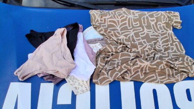 Mulher é presa em flagrante após furtar roupas em loja no Centro de Catalão