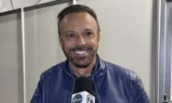 Márcio Fivela de Prata reforça tradição da empresa na Expo Catalão e destaca mais de 30 anos de atuação no mercado de rodeios e grandes eventos Márcio Fivela de Prata reforça tradição da empresa na Expo Catalão e destaca mais de 30 anos de atuação no mercado de rodeios e grandes eventos