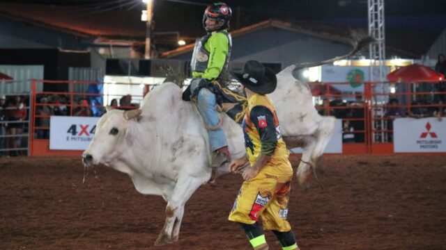 Expo Catalão 2026 abre rodeios em cavalos e touros nesta segunda-feira (20); confira a programação