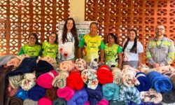 Campanha do Agasalho da CMOC mobiliza parceirose entrega mais de 100 cobertores a famílias de Ouvidor