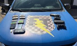 Força Tática localiza suspeito de furto, recupera objetos e prende homem de 40 anos em Catalão Força Tática localiza suspeito de furto, recupera objetos e prende homem de 40 anos em Catalão